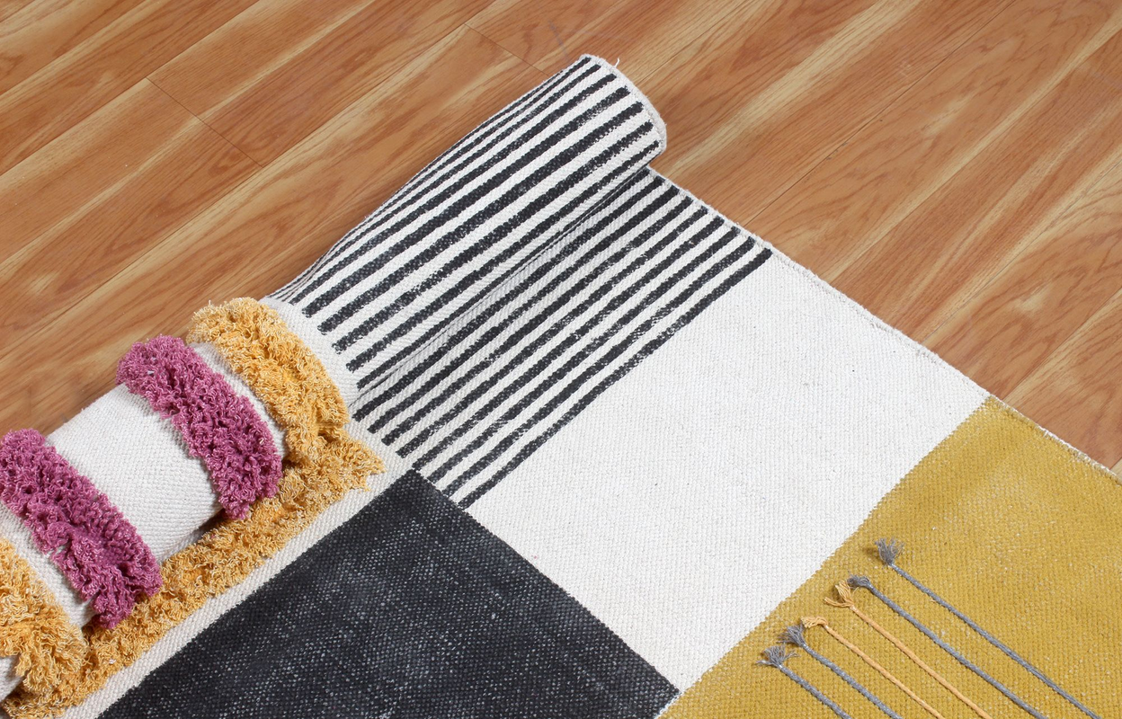 hgd-1614x6feetkitchendiningroomrugoutdoorgardenbeachthrowcarpet11_26421f08-1b98-40e3-b39e-44fc0962bedb-4x